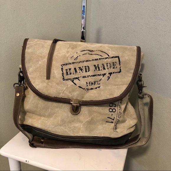 Myra bag Hand Made Messenger Bag S-0961 - Picture 2 of 8